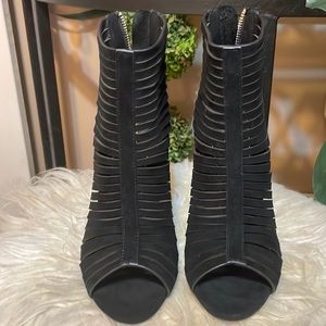 Marciano peep toe shoes